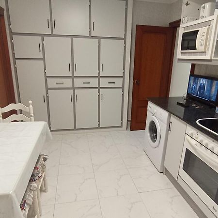 El Trasgu De Laviada A 300M Playa, Puerto, Acuario Apartment Хихон Екстериор снимка